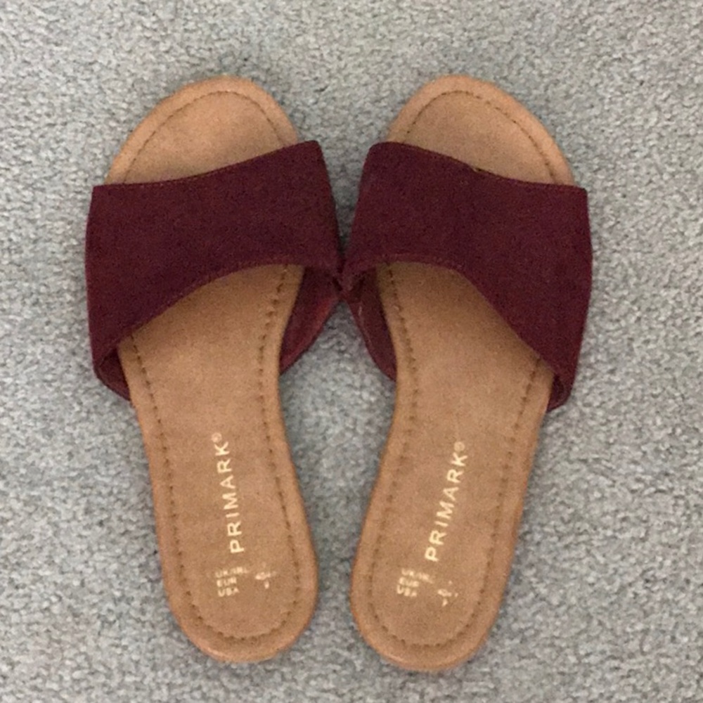 🧡Primark Velvet Maroon Slides